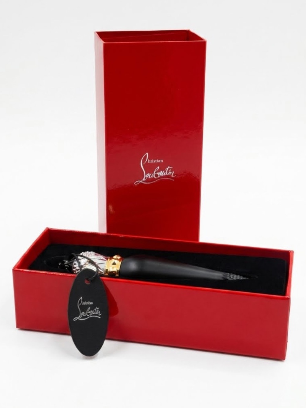 Christian Louboutin Rogue Louboutin 001 Velvet Matte Lipstick